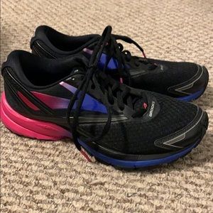 Nice Brooks running shoes
